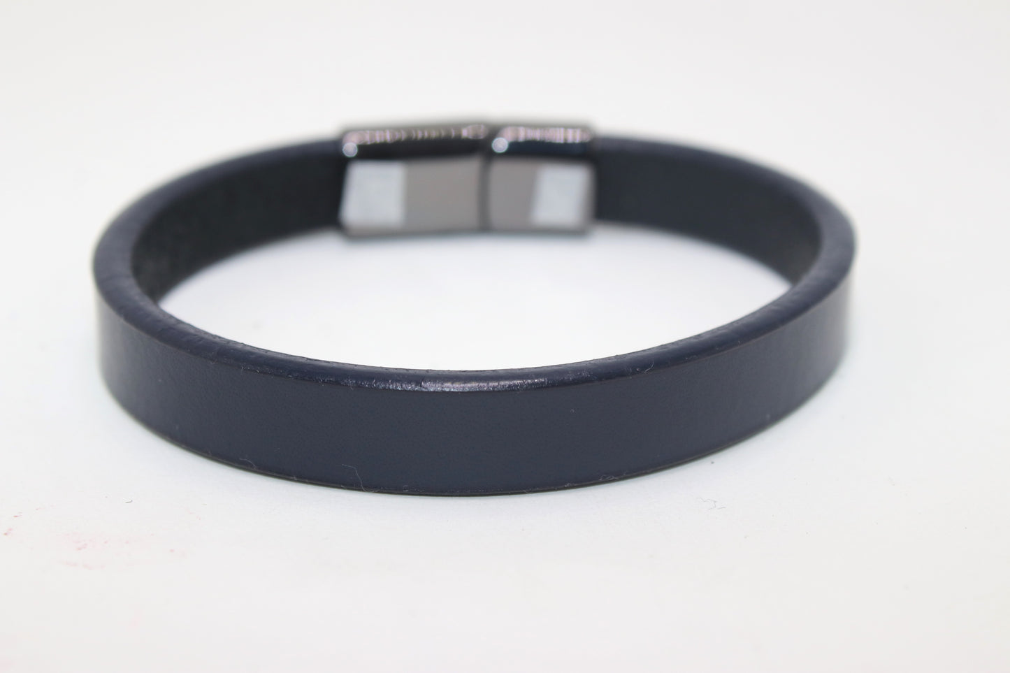 Minimal Leather Bracelet
