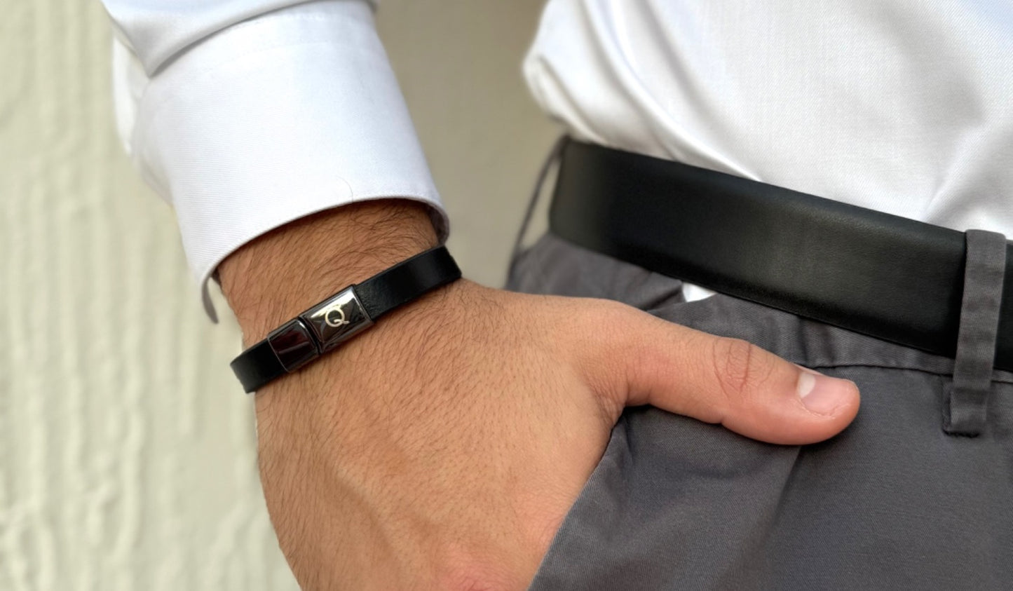 The Qarax Leather Bracelet