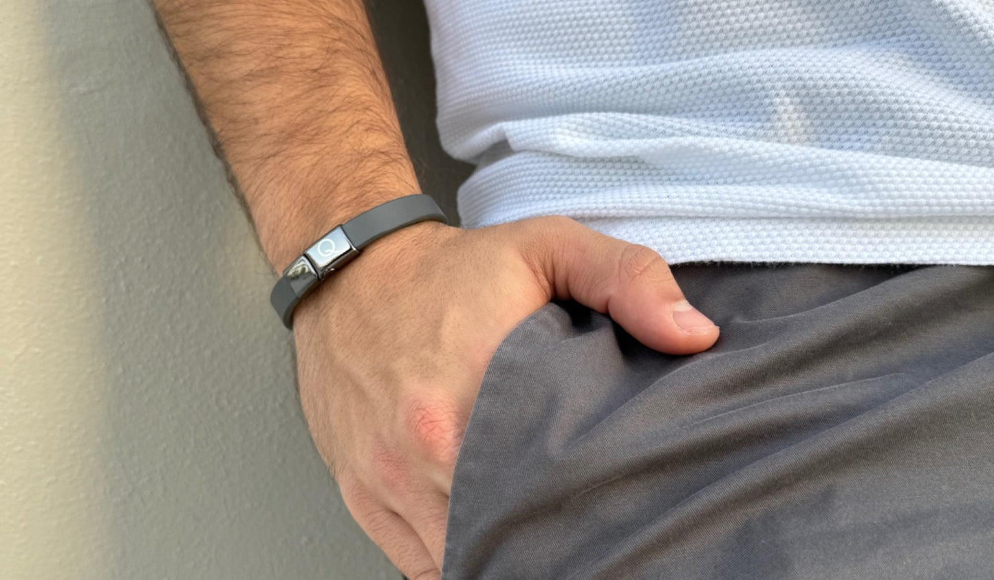 The Qarax Leather Bracelet